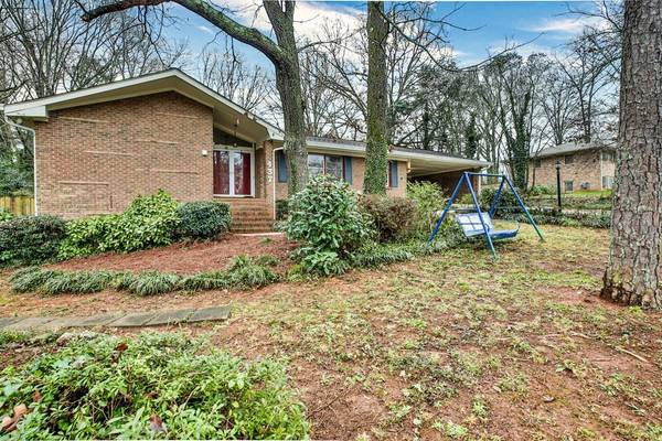 437 Mountain Park TRL, Stone Mountain, GA 30087