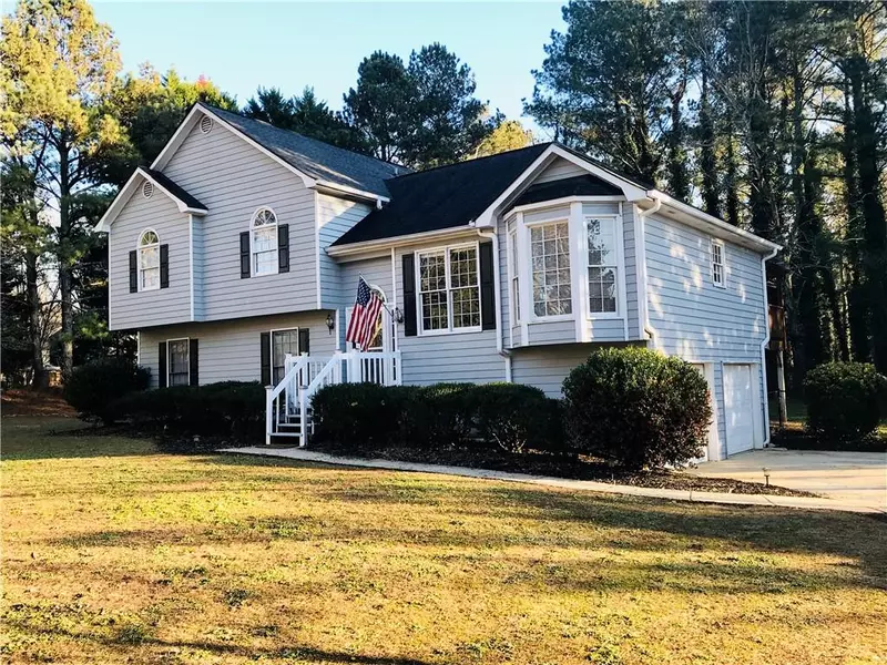 5975 Surrey CT, Cumming, GA 30028