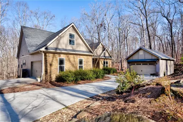 2945 Ashbyrn CT, Buford, GA 30519