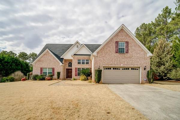 25 Skylar DR, Covington, GA 30016