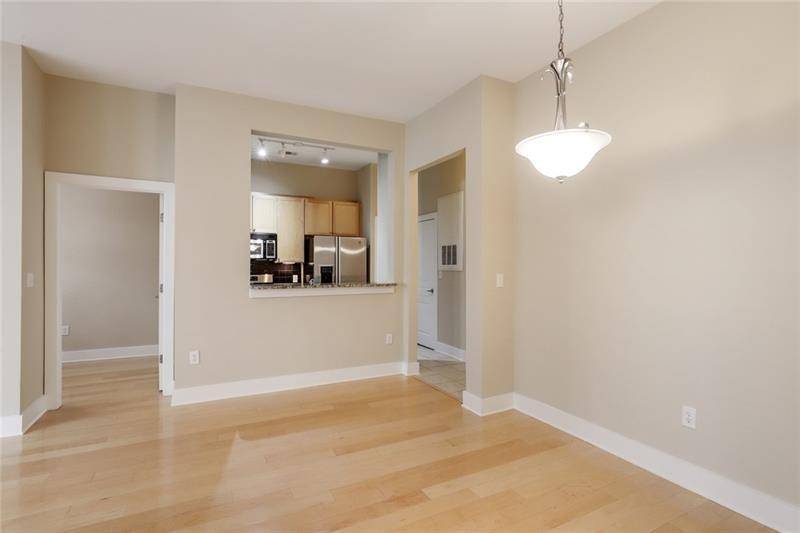 Sandy Springs, GA 30328,799 Hammond DR #126