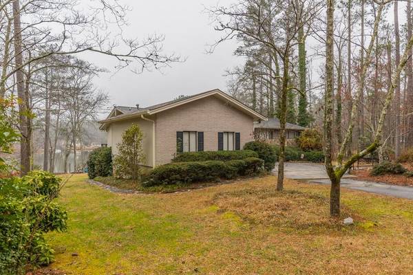 141 Wigwam CIR, Whitesburg, GA 30185