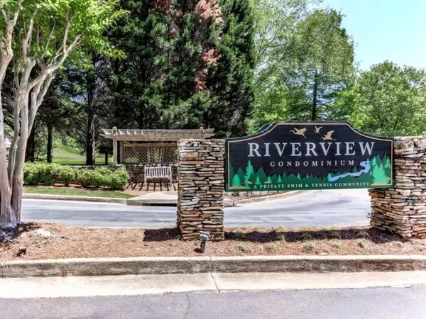 Marietta, GA 30067,202 Riverview DR SE