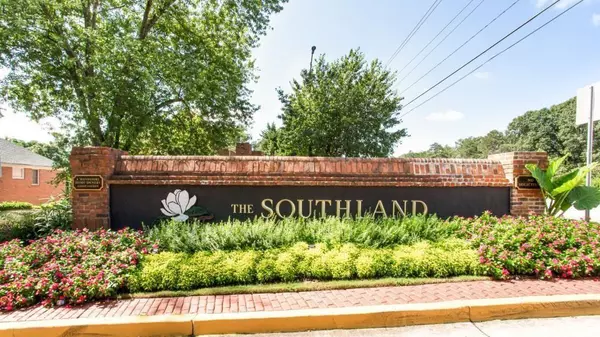 Stone Mountain, GA 30087,6156 Southland TRCE