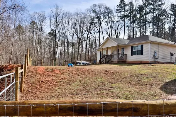 Maysville, GA 30558,521 Mountain Creek DR