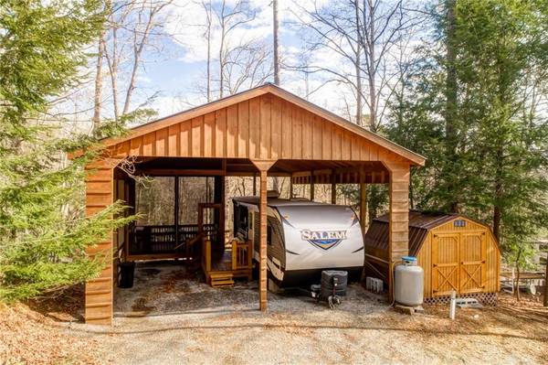 495 10th ST, Ellijay, GA 30540