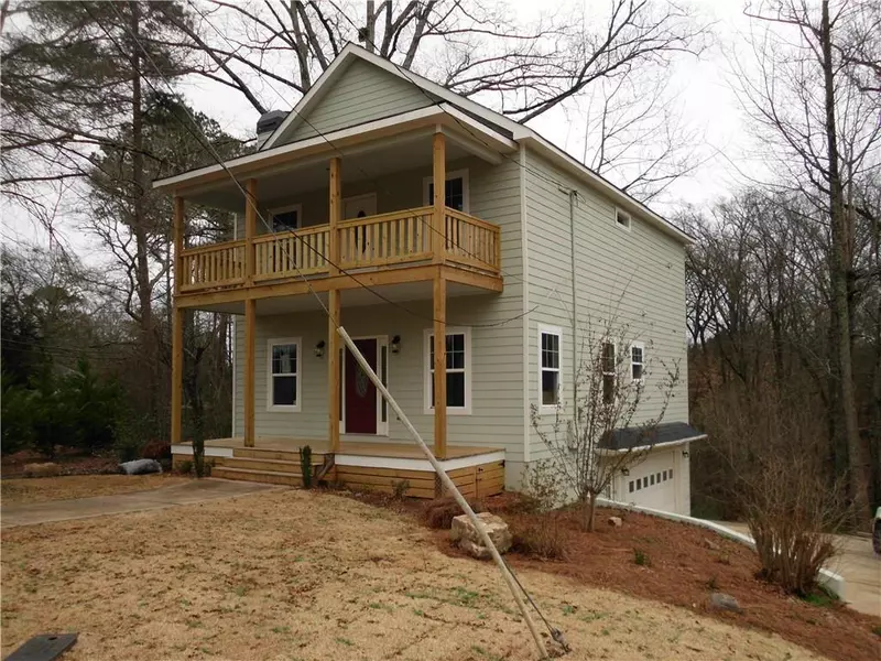 65 Poplar ST, Porterdale, GA 30070