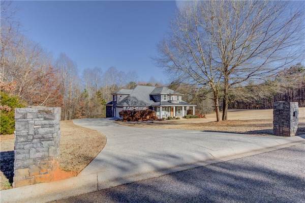 40 MCMICHAEL WAY, Hoschton, GA 30548