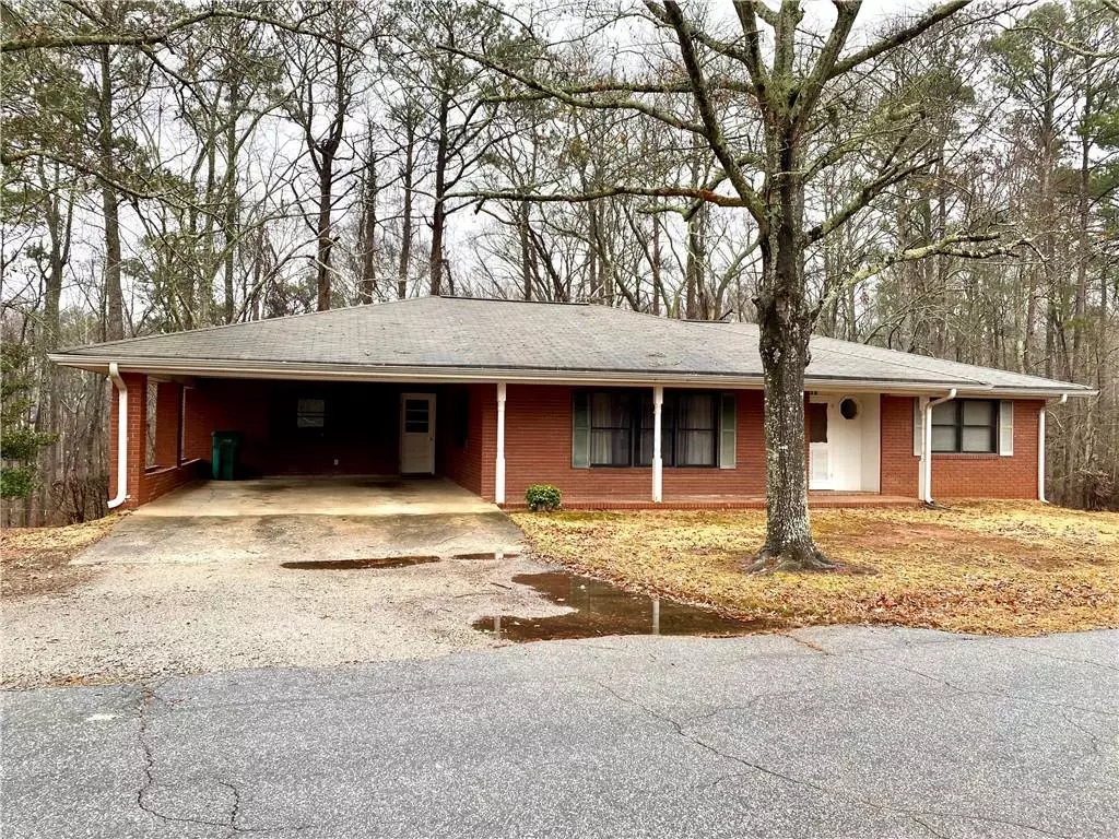 Palmetto, GA 30268,501 Honeysuckle LN