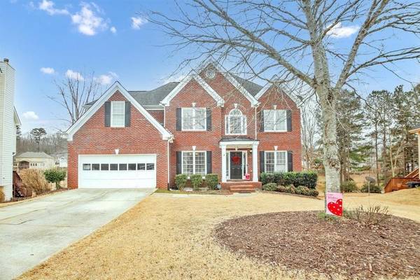 2075 Laurel Lake DR, Suwanee, GA 30024