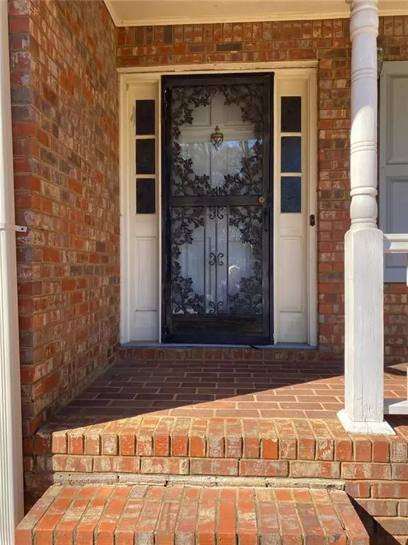 Snellville, GA 30078,2163 Meadow DR