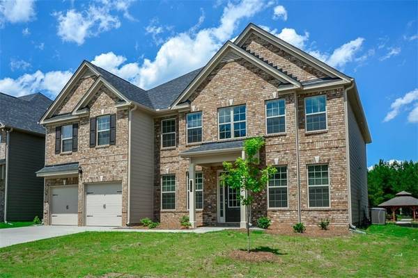 3468 Woodshade DR, Loganville, GA 30052