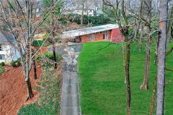 Atlanta, GA 30327,3354 E Wood Valley RD NW