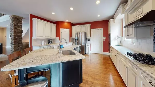 Alpharetta, GA 30004,1055 Lillian DR