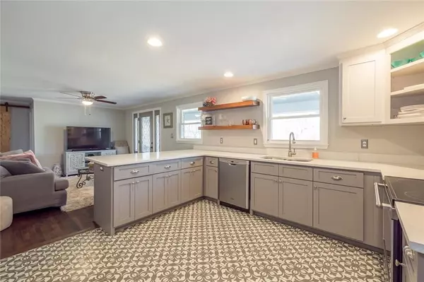 Cumming, GA 30028,5070 Aubrey DR