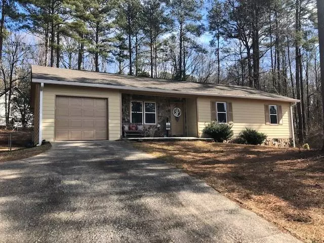 1700 Bullock TRL, Loganville, GA 30052