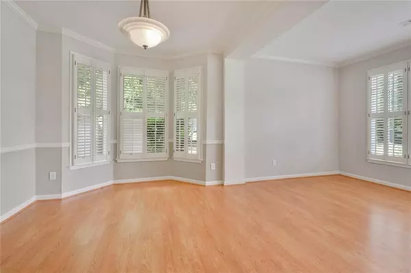 Cumming, GA 30040,7020 Silver Fox TRL