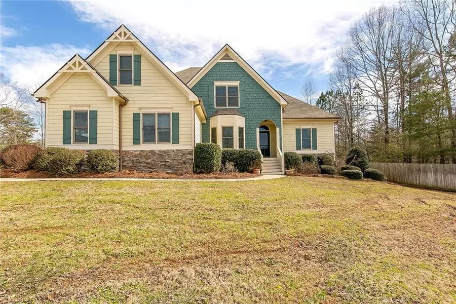 438 Morgan LN, Dawsonville, GA 30534