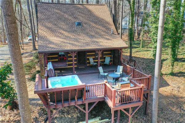 6069 Lake Lanier Heights RD, Buford, GA 30518