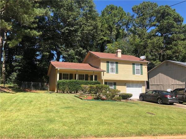 4760 White Oak PATH, Stone Mountain, GA 30088