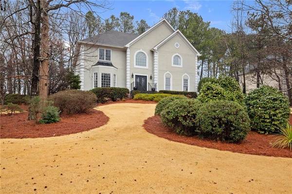 490 Saddlebrook DR, Roswell, GA 30075