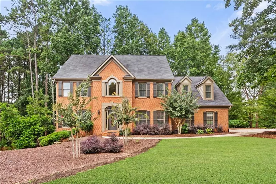 401 Jessica LN, Woodstock, GA 30188