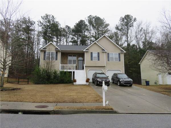 7817 Cambridge DR, Douglasville, GA 30134