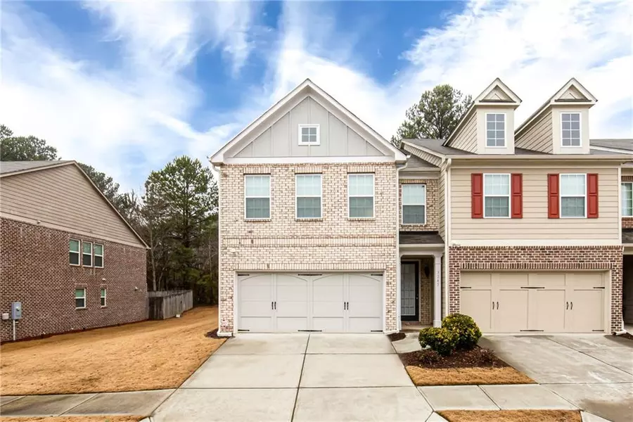 3245 Clear View DR, Snellville, GA 30078