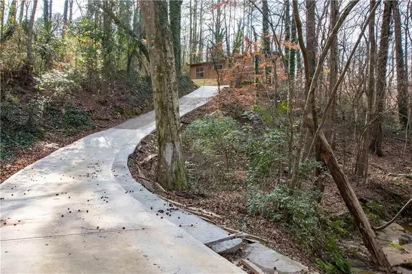 Atlanta, GA 30340,3210 Valley Bluff DR