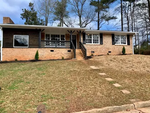 886 Sheppard WAY, Stone Mountain, GA 30083