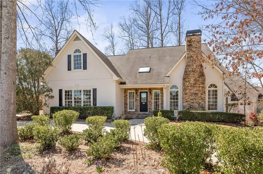 899 Forest Pond DR, Marietta, GA 30068