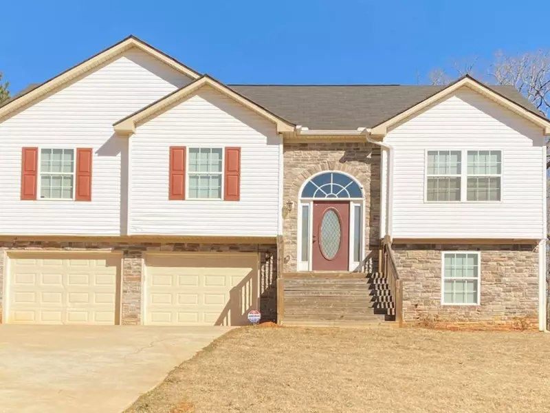 180 Oak Meadows PL, Covington, GA 30016