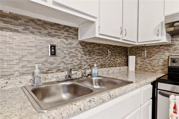 Decatur, GA 30035,20 Quail RUN