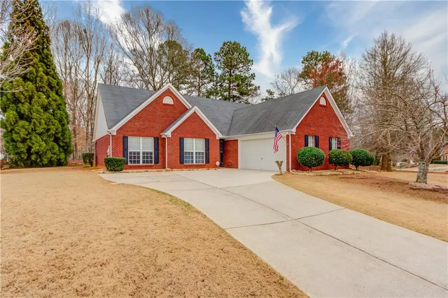 6135 Portsmouth DR, Flowery Branch, GA 30542