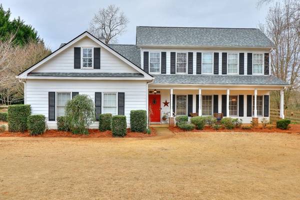 920 Planters PL, Loganville, GA 30052