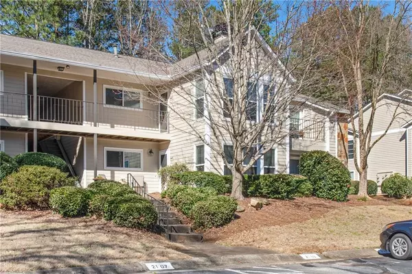 Roswell, GA 30075,2109 Lake Pointe CIR