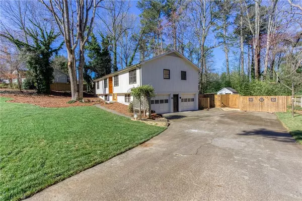 Marietta, GA 30066,2405 Renny CT