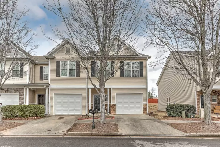 4618 Beacon Ridge LN, Flowery Branch, GA 30542