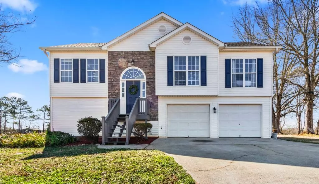 6607 Quincy DR, Flowery Branch, GA 30542