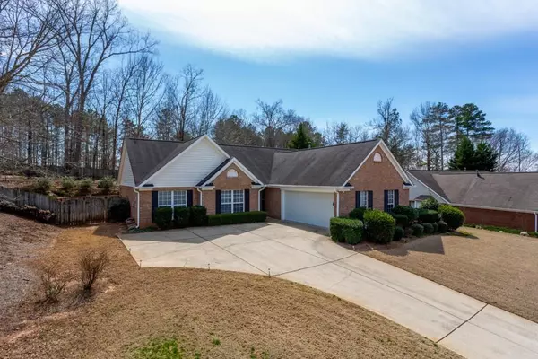 Flowery Branch, GA 30542,6229 HUCKLEBERRY RIDGE RD