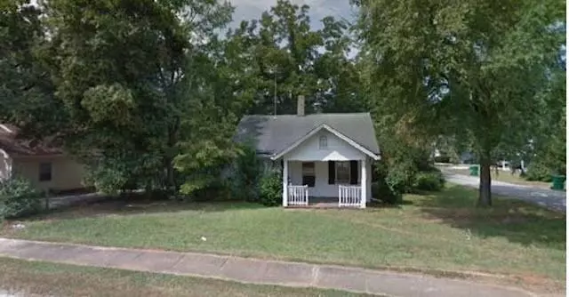 463 State ST, Commerce, GA 30529