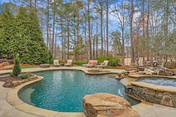 879 Big Horn HOLW, Suwanee, GA 30024