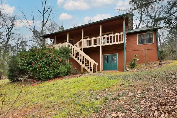 Dahlonega, GA 30533,72 Tobacco Pouch LN