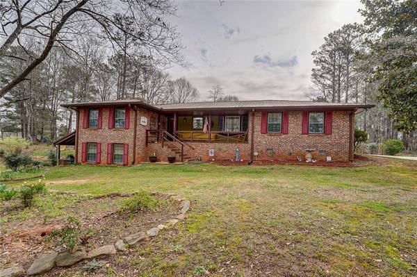 75 Roberts RD, Covington, GA 30016