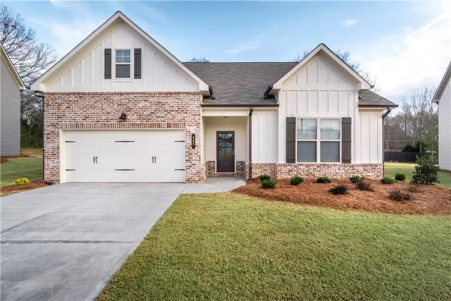 233 Winterset CIR, Hoschton, GA 30548