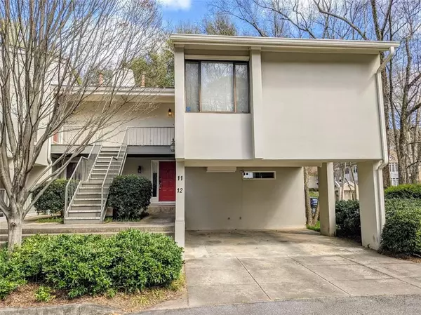 12 Gilbert TRL NE, Atlanta, GA 30308