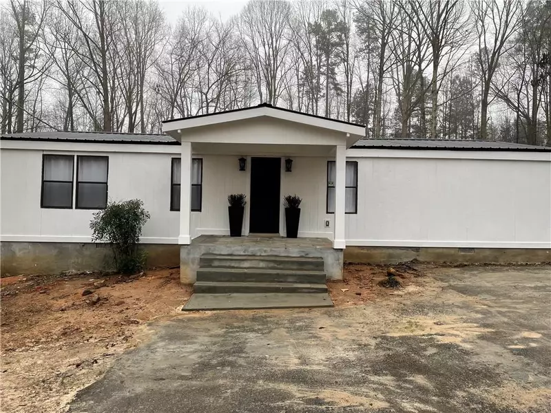 353 Highland WAY, Maysville, GA 30558