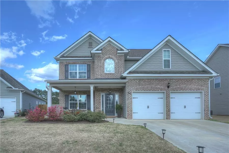 44 Darby LN, Adairsville, GA 30103