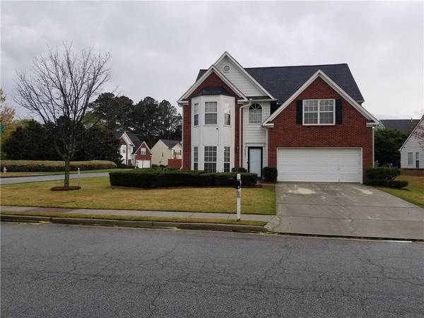 3287 Shady Valley LN, Loganville, GA 30052