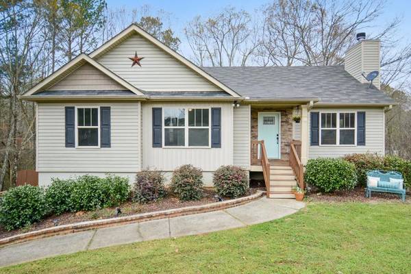 29 Autumn PL NE, White, GA 30184